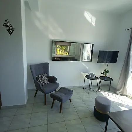 Newly Renovated Endless View Dimitra's House Nyaraló