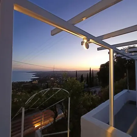 Newly Renovated Endless View Dimitra's House